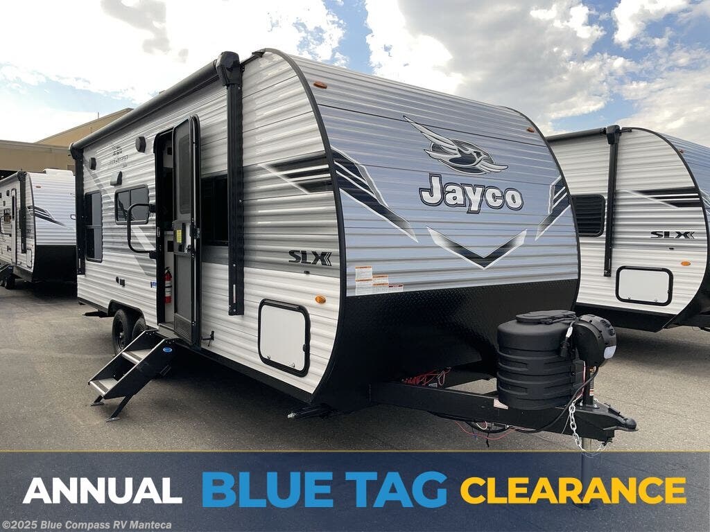New 2026 Jayco Jay Flight SLX 210QBW available in Manteca, California