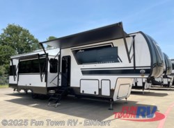 New 2026 East to West Ahara 390DS available in Elkhart, Indiana