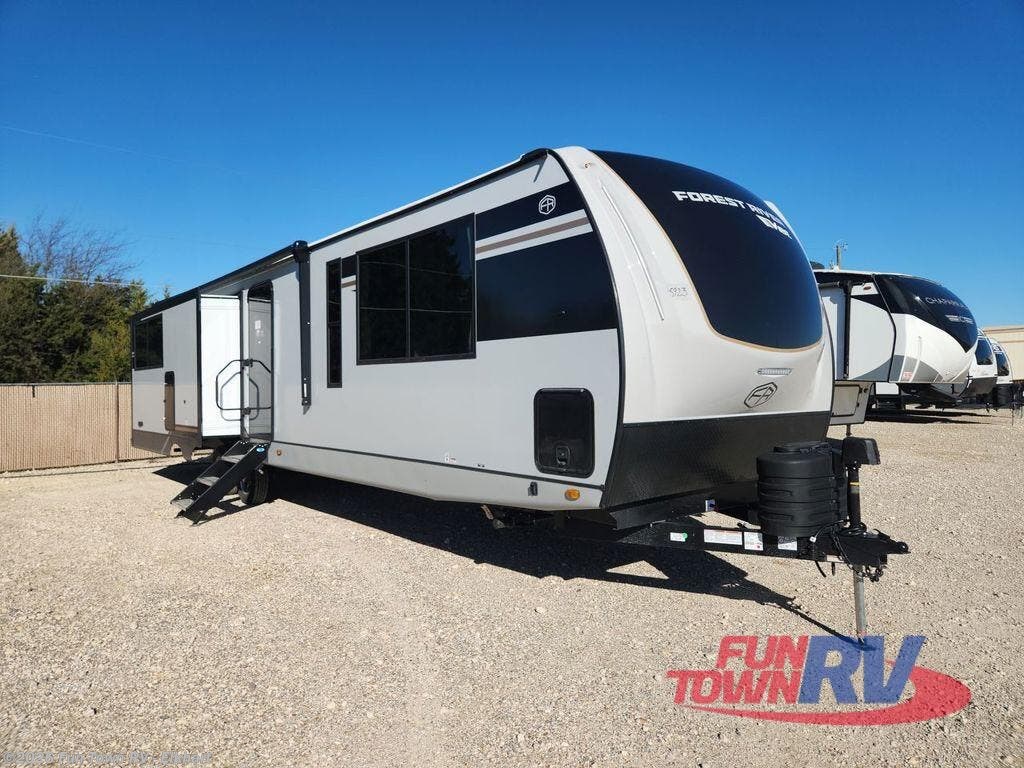 New 2025 Forest River Vibe 3400XL available in Elkhart, Indiana