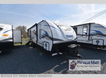 New 2024 Forest River Cherokee Alpha Wolf 26RB-L available in Franklinville, North Carolina