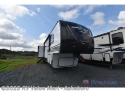 New 2026 East to West Ahara 383UR available in Franklinville, North Carolina
