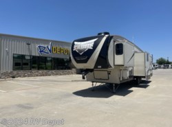 Used 2017 Forest River Sabre 365MB available in Cleburne, Texas