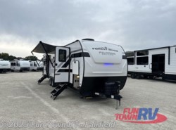 Used 2025 Palomino Solaire 3150TBSS available in Fairfield, Texas