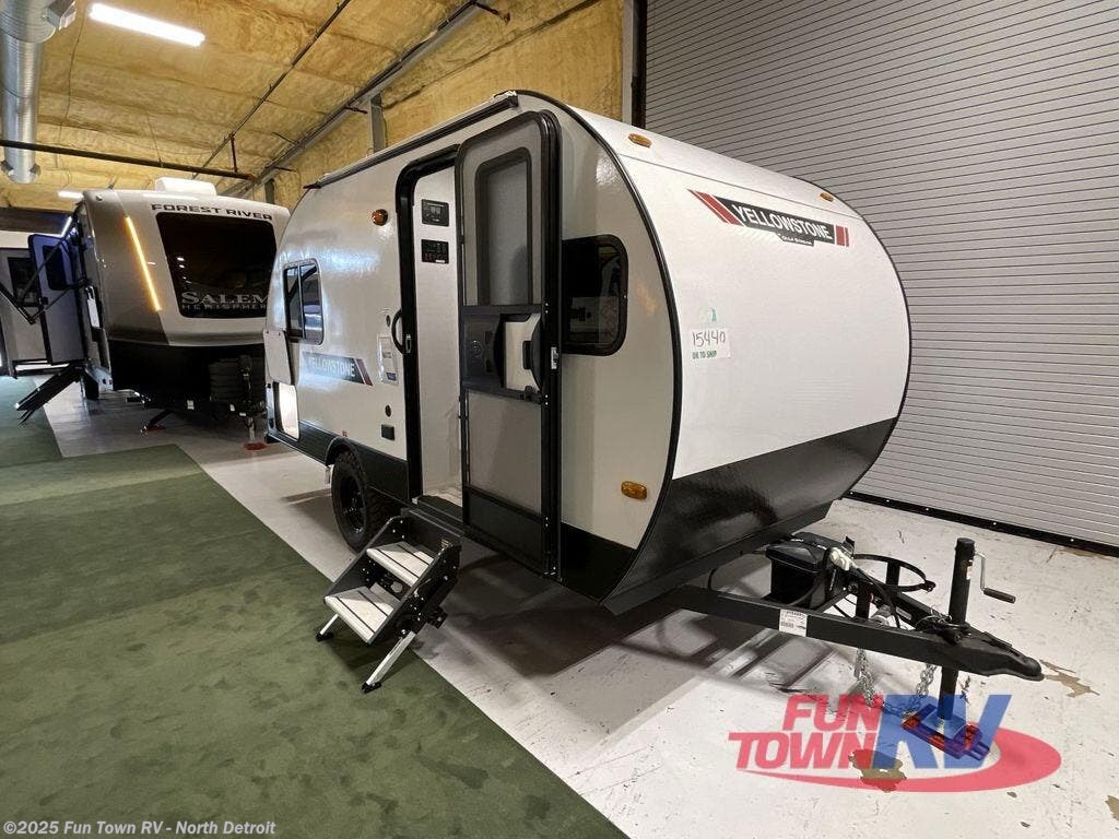 New 2025 Gulf Stream Yellowstone Trail Edition 170RQ available in North Branch, Michigan