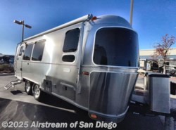 New 2025 Airstream Flying Cloud 23FB available in San Diego, California