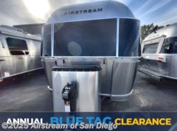 New 2026 Airstream Flying Cloud 23FB available in San Diego, California