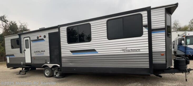 Used 2023 Coachmen Catalina 39MKTS available in Kerrville, Texas