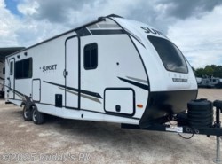 Used 2023 CrossRoads Sunset Trail SS256RK available in Cleburne, Texas