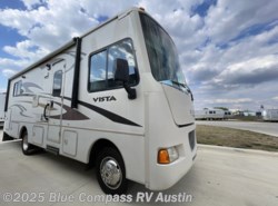 Used 2015 Winnebago Vista 26HE available in Buda, Texas