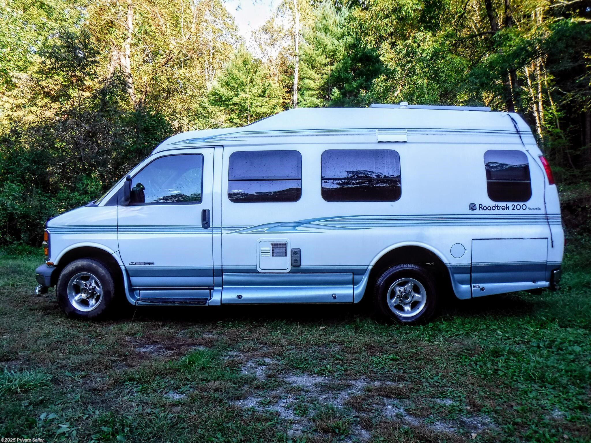 Used 2002 Roadtrek 210-Versatile available in Marble, North Carolina