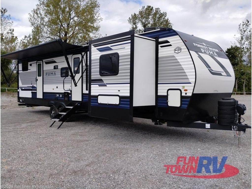 New 2025 Palomino Puma 32BHQS available in Jackson, Mississippi