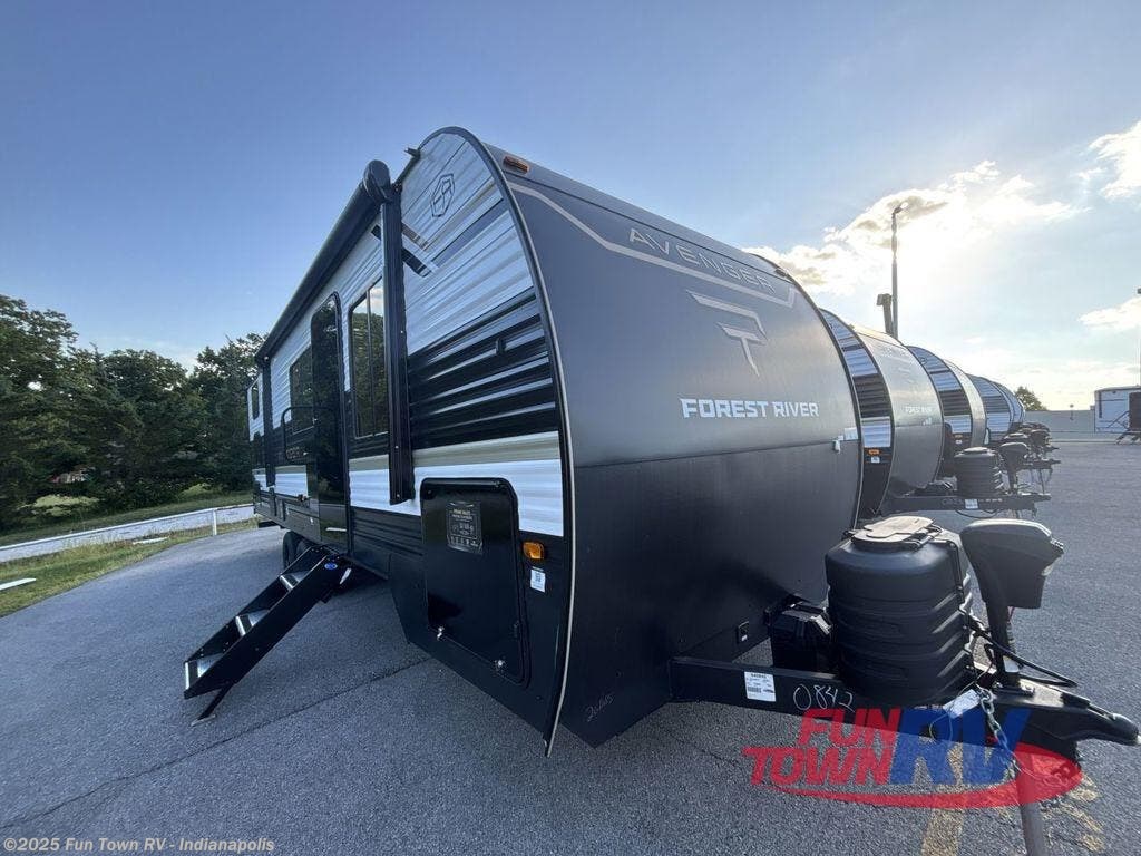 New 2026 Prime Time Avenger 26DBS available in Edinburgh, Indiana