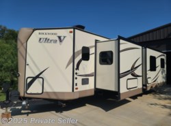 Used 2017 Forest River Rockwood Ultra V 2715VS available in Salado, Texas