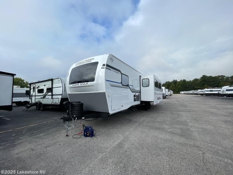 New 2026 Forest River Cherokee Alpha Wolf 33BH available in Muskegon, Michigan