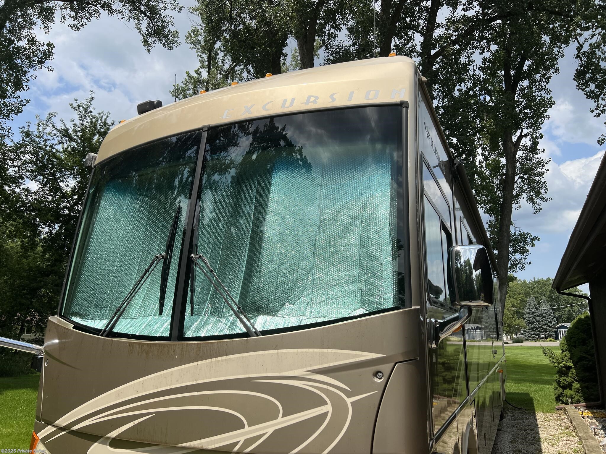 Used 2007 Fleetwood Excursion 39v available in Crystal Lake, Illinois