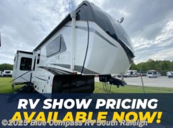 New 2025 Jayco Pinnacle 32RLTS available in Benson, North Carolina