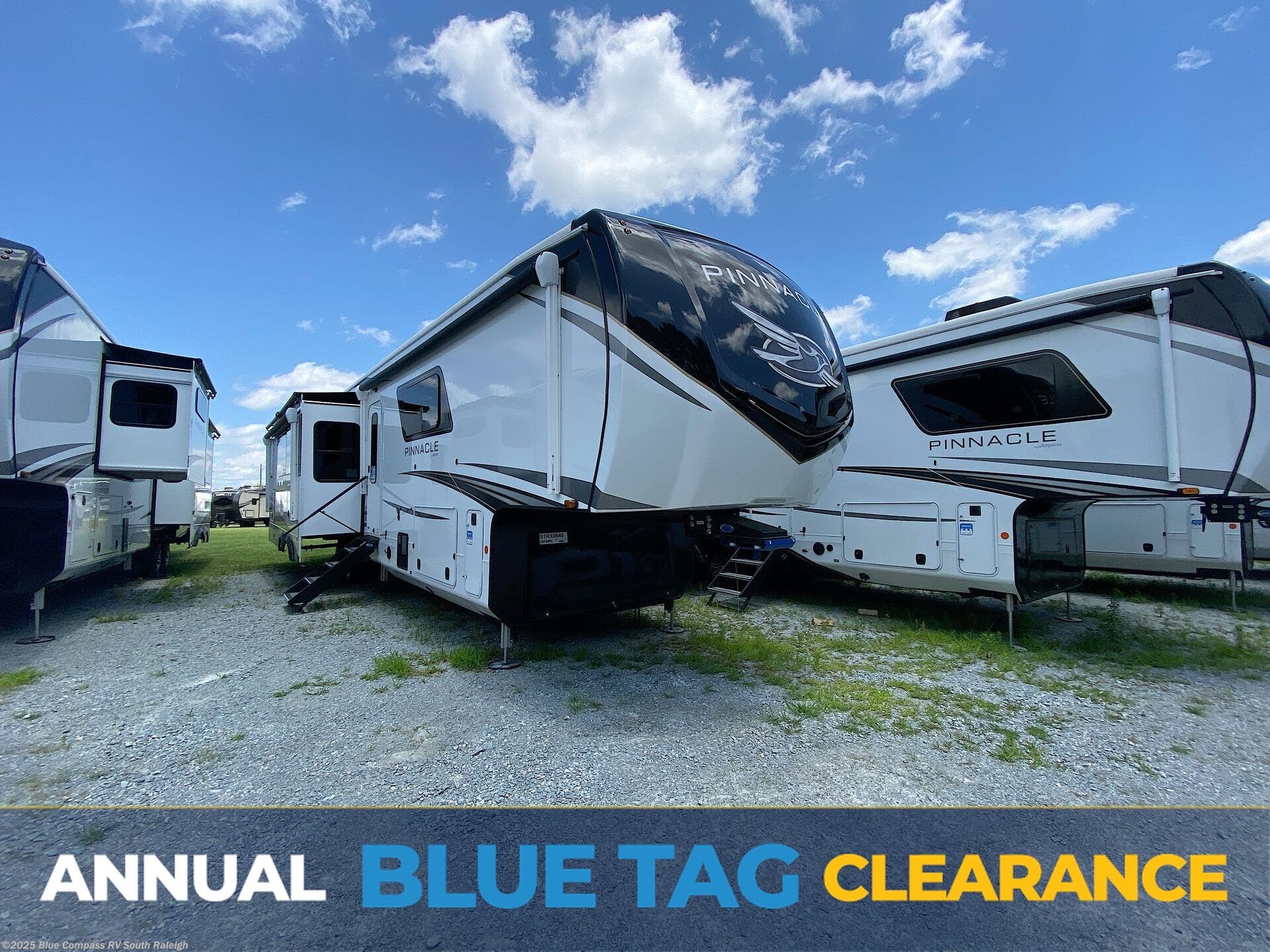 New 2025 Jayco Pinnacle 38FBRK available in Benson, North Carolina