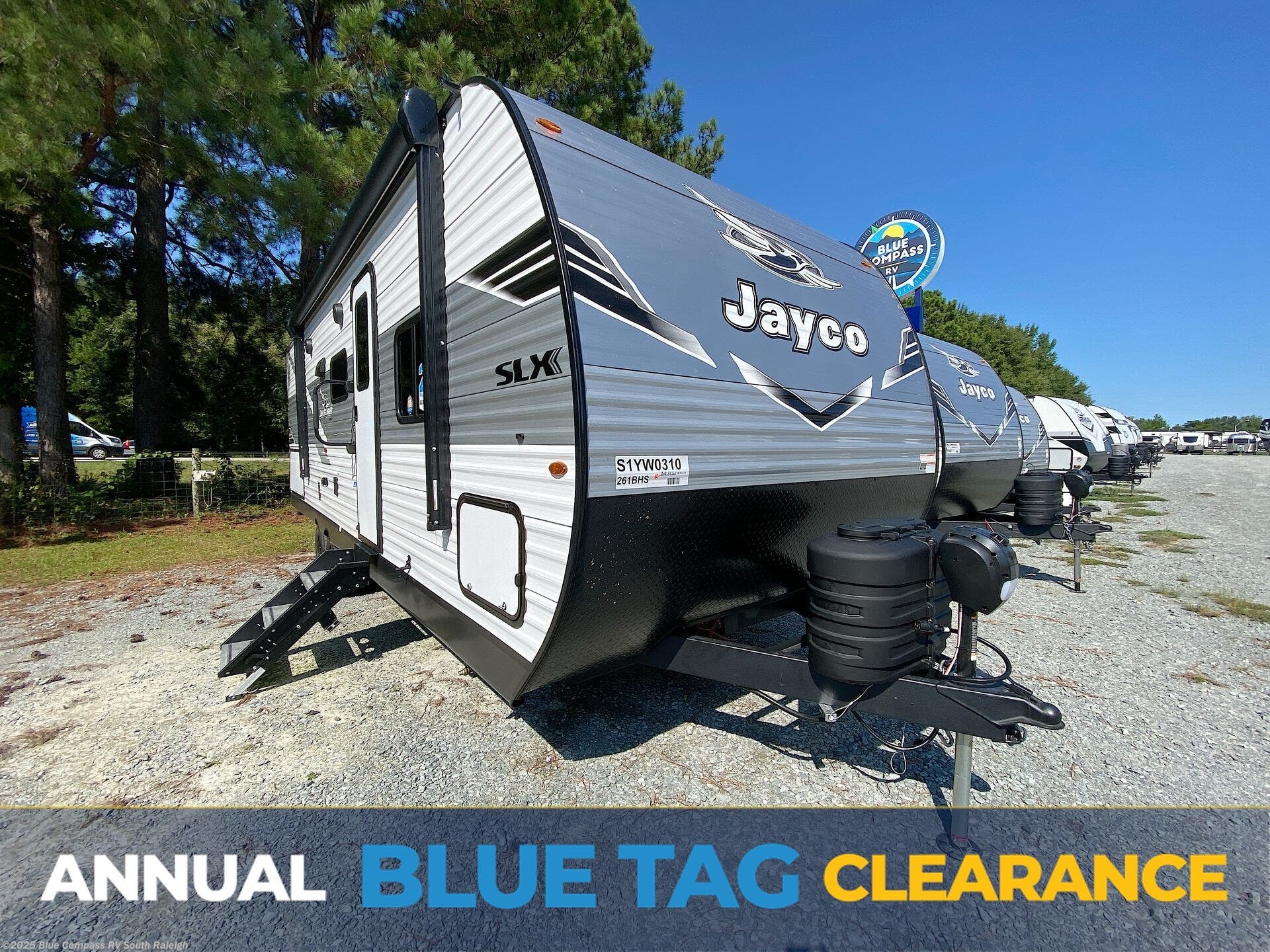 New 2025 Jayco Jay Flight SLX 261BHS available in Benson, North Carolina