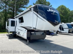 New 2026 Jayco Pinnacle 38FBRK available in Benson, North Carolina