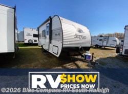 New 2026 Jayco Jay Flight SLX 172DB Sports Edition available in Benson, North Carolina