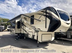 New 2019 Keystone Alpine 3650RL available in Scottsville, Kentucky