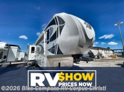 Used 2020 Northwood Arctic Fox Grande Ronde 35-5Z available in Corpus Christi, Texas