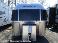New 2019 Airstream Flying Cloud 23CBB available in Louisville, Tennessee