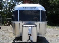 New 2020 Airstream Flying Cloud 23FB available in Louisville, Tennessee