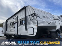 New 2026 Jayco Jay Flight SLX 321BDS available in Cincinnati, Ohio
