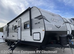 New 2026 Jayco Jay Flight SLX 321BDS available in Cincinnati, Ohio