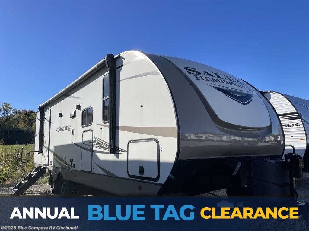 Used 2021 Forest River Wildwood Heritage Glen Hyper-Lyte 25RBHL available in Cincinnati, Ohio