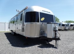 Used 2018 Airstream Classic 33FBT Twin available in Lakewood, New Jersey