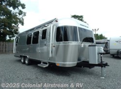New 2019 Airstream International Signature 28RBT Twin available in Lakewood, New Jersey