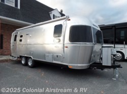 New 2019 Airstream Flying Cloud 25FBT Twin available in Lakewood, New Jersey