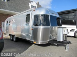 New 2019 Airstream Flying Cloud 25FBT Twin available in Lakewood, New Jersey