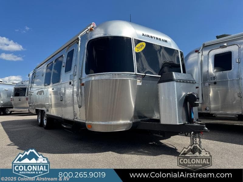 Used 2016 Airstream Flying Cloud 28RBT Twin available in Millstone Township, New Jersey