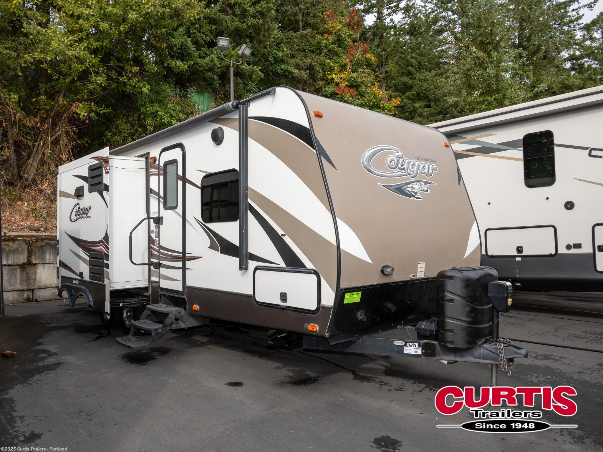 Used 2016 Keystone Cougar Half-Ton 26RBIWE available in Portland, Oregon