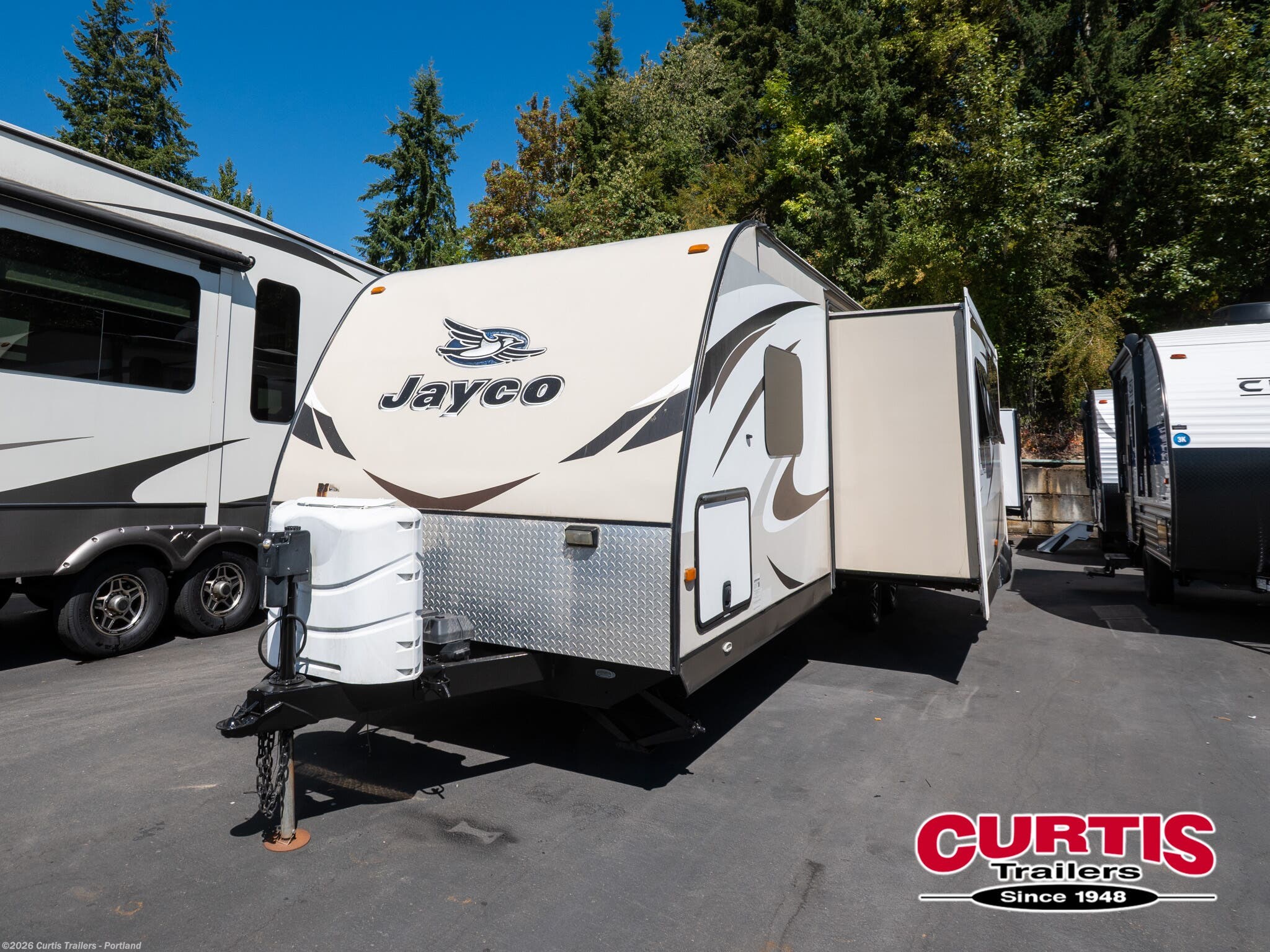 Used 2015 Jayco White Hawk 27RBOK available in Portland, Oregon