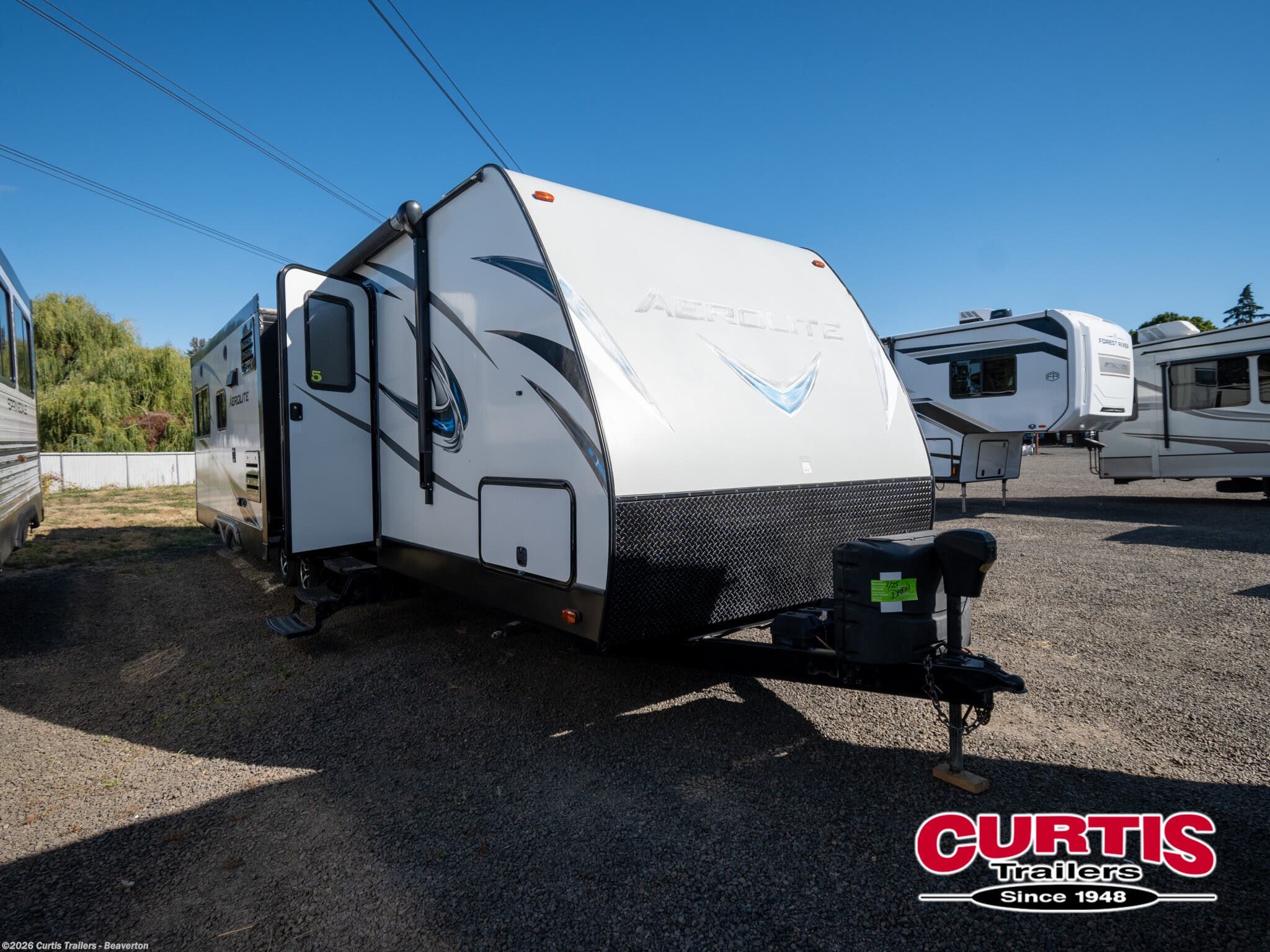 Used 2017 Dutchmen Aerolite 2820resl available in Beaverton, Oregon