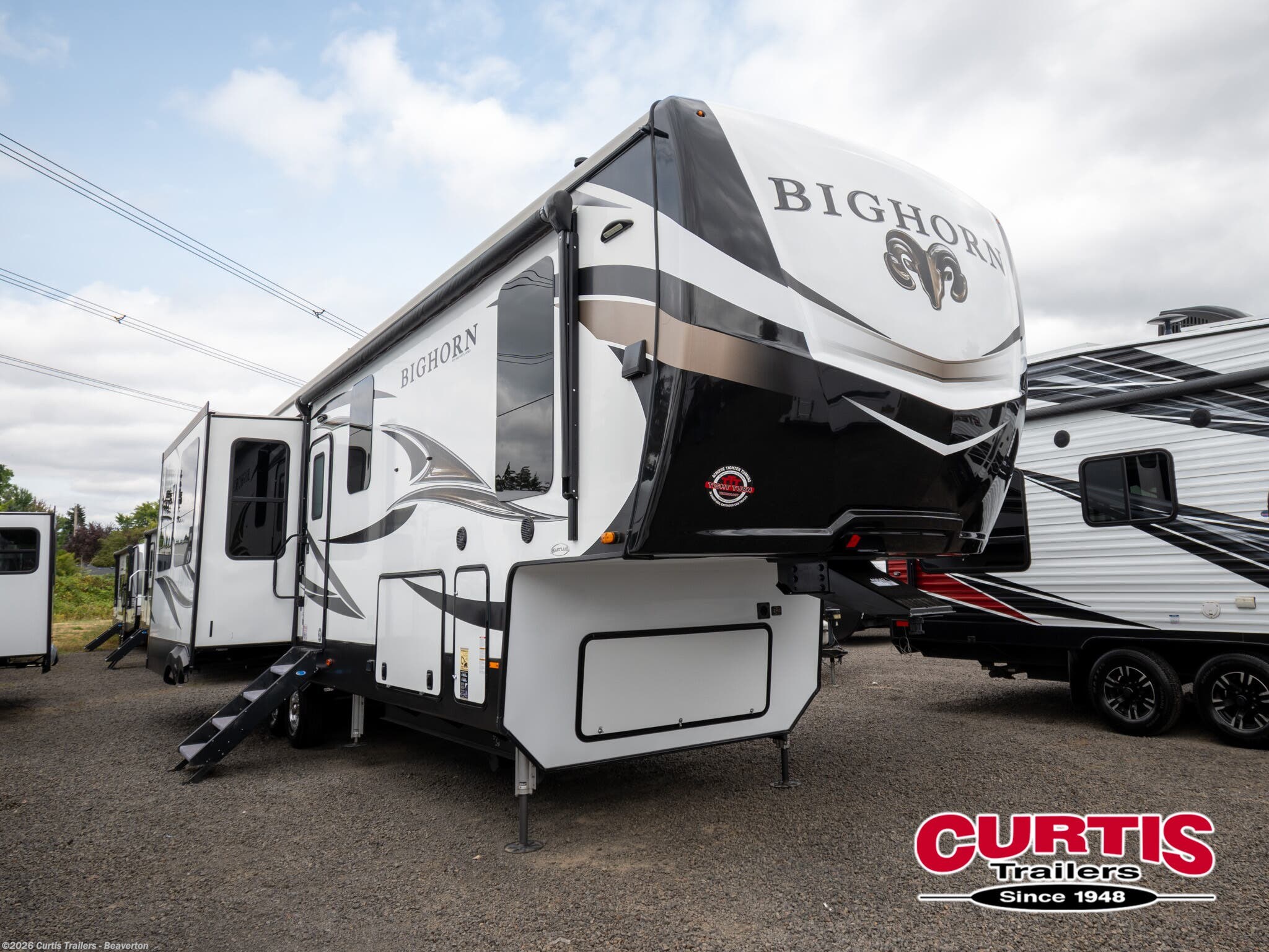Used 2021 Heartland Bighorn 3375ss available in Beaverton, Oregon
