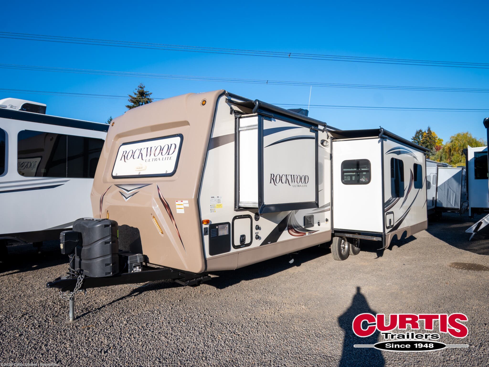Used 2015 Forest River Rockwood Ultra Light 2604WS available in Beaverton, Oregon