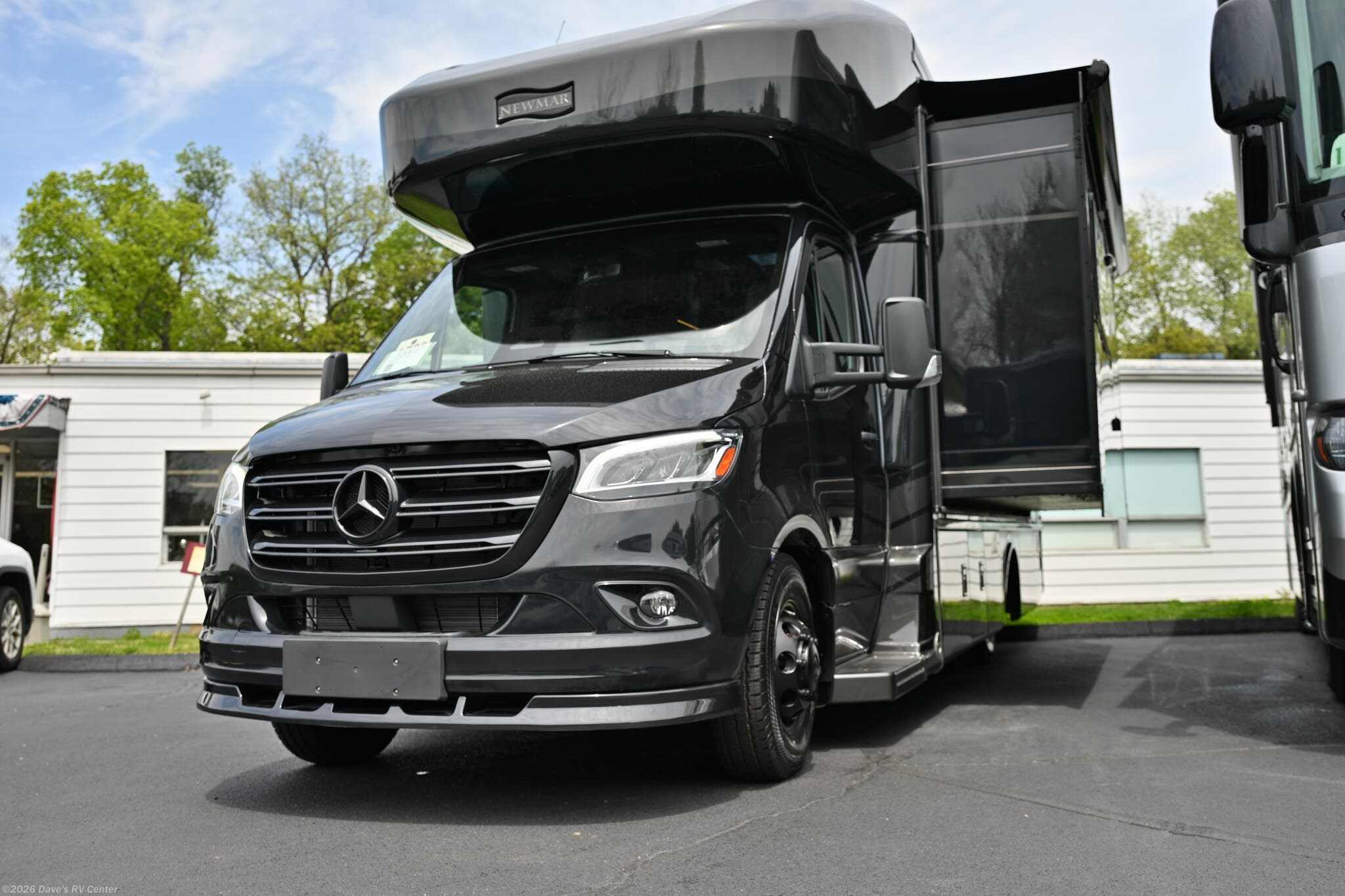 New 2026 Newmar Freedom Aire 2515 available in Danbury, Connecticut