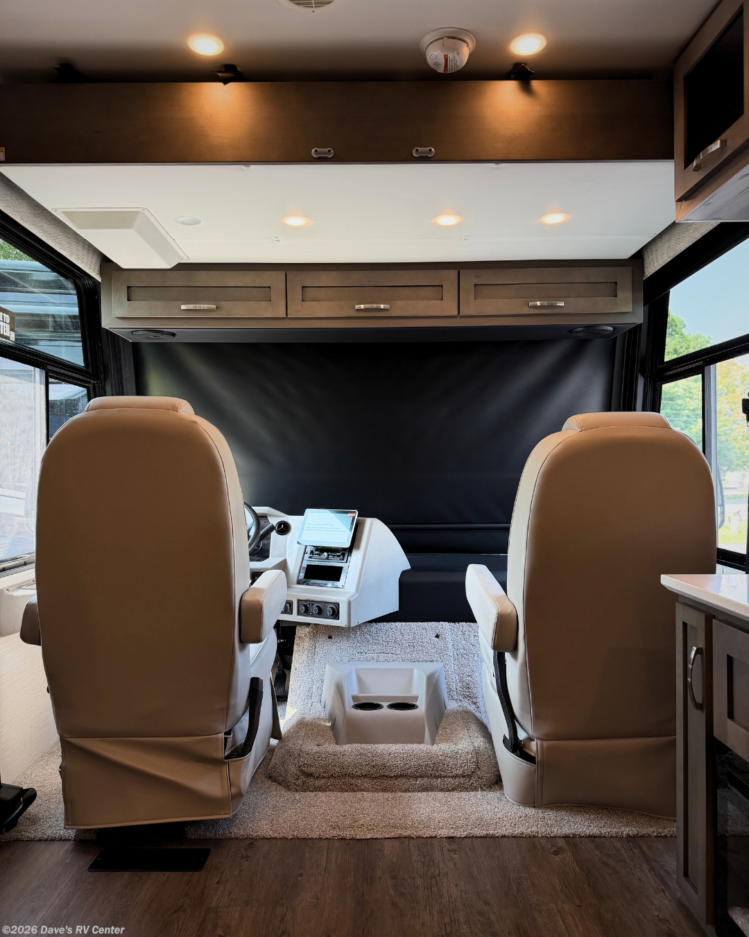 New 2027 Newmar Bay Star 3811 available in Danbury, Connecticut