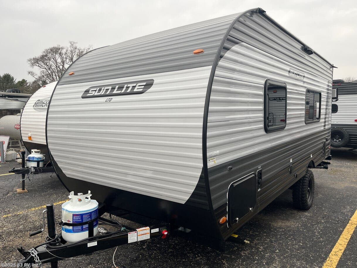 New 2025 Sunset Park RV Sun Lite 19RB available in Long Grove, Illinois