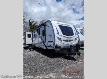 Used 2021 Coachmen Freedom Express Liberty Edition 323BHDSLE available in Clermont, New Jersey