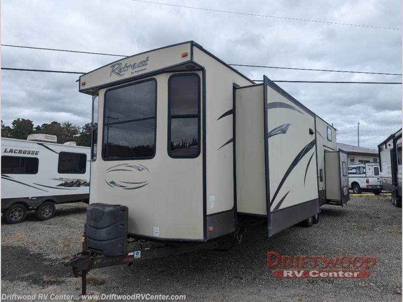 Used 2017 Keystone Retreat 391LOFT available in Clermont, New Jersey