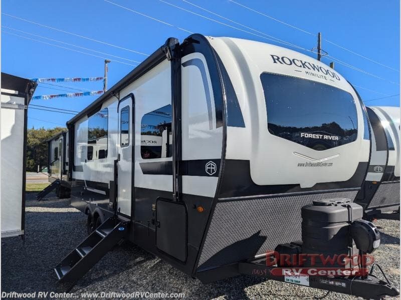 New 2026 Forest River Rockwood Mini Lite 2522FB available in Clermont, New Jersey