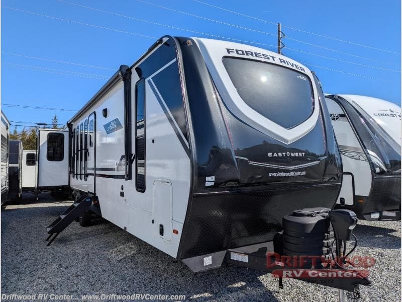 New 2026 East to West Alta 3175RK available in Clermont, New Jersey