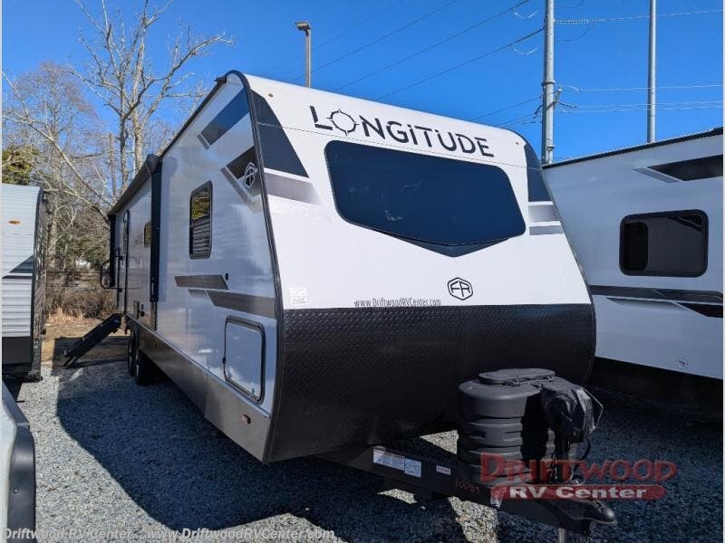 New 2026 East to West Longitude 319BH available in Clermont, New Jersey