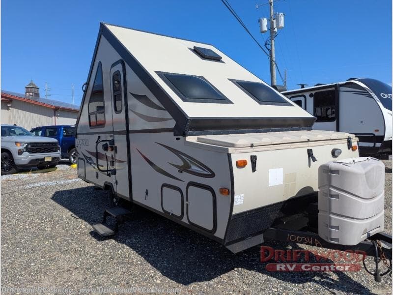 Used 2017 Forest River Rockwood Hard Side High Wall Series A212HW available in Clermont, New Jersey